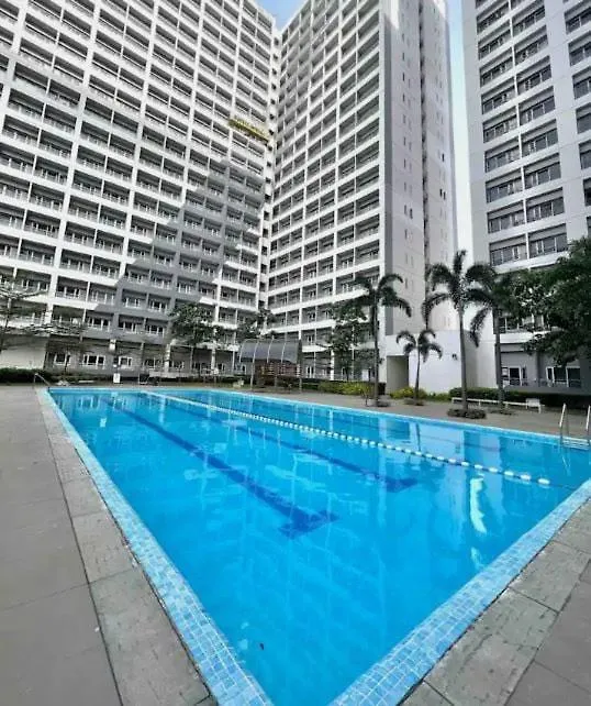 Luxury For Less Next To Bgc And Makati Cbd Apartment Manila 0*,  Philippines